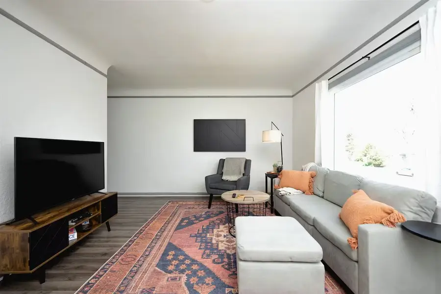 6306 Urbandale Avenue, Des Moines, IA 50322 - #3