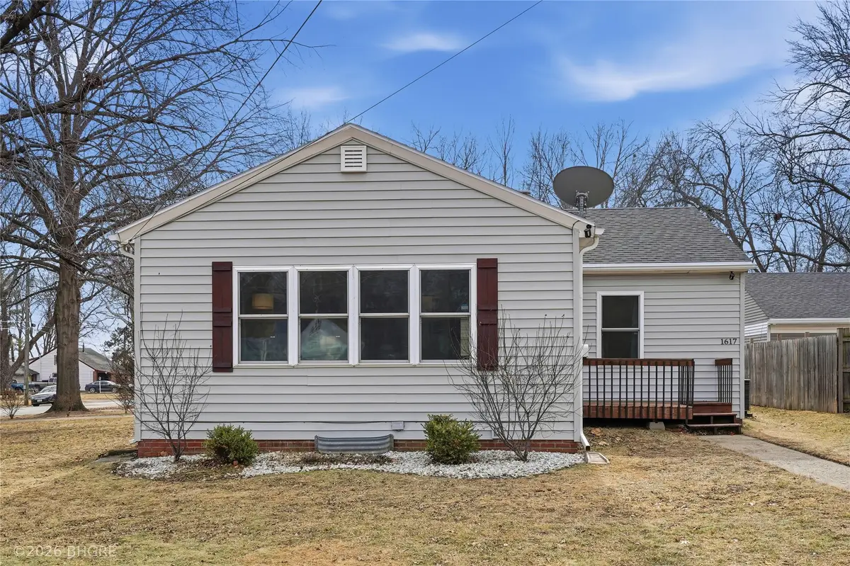 1617 Guthrie Avenue, Des Moines, IA 50316 - #1
