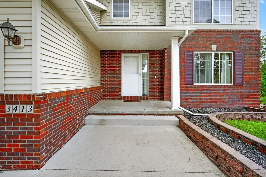 3413 Brook Run Drive, Des Moines, IA 50317 - #2