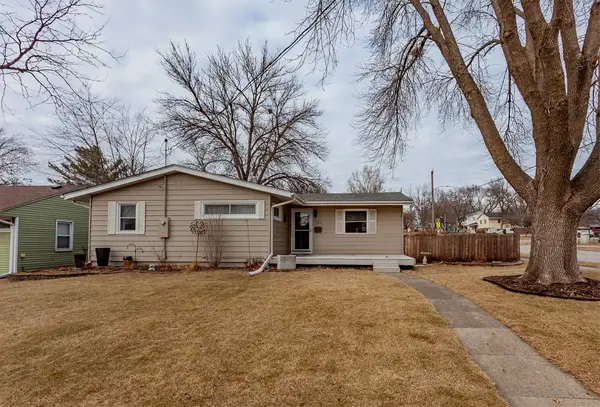 2301 Prospect Avenue, West Des Moines, IA 50265