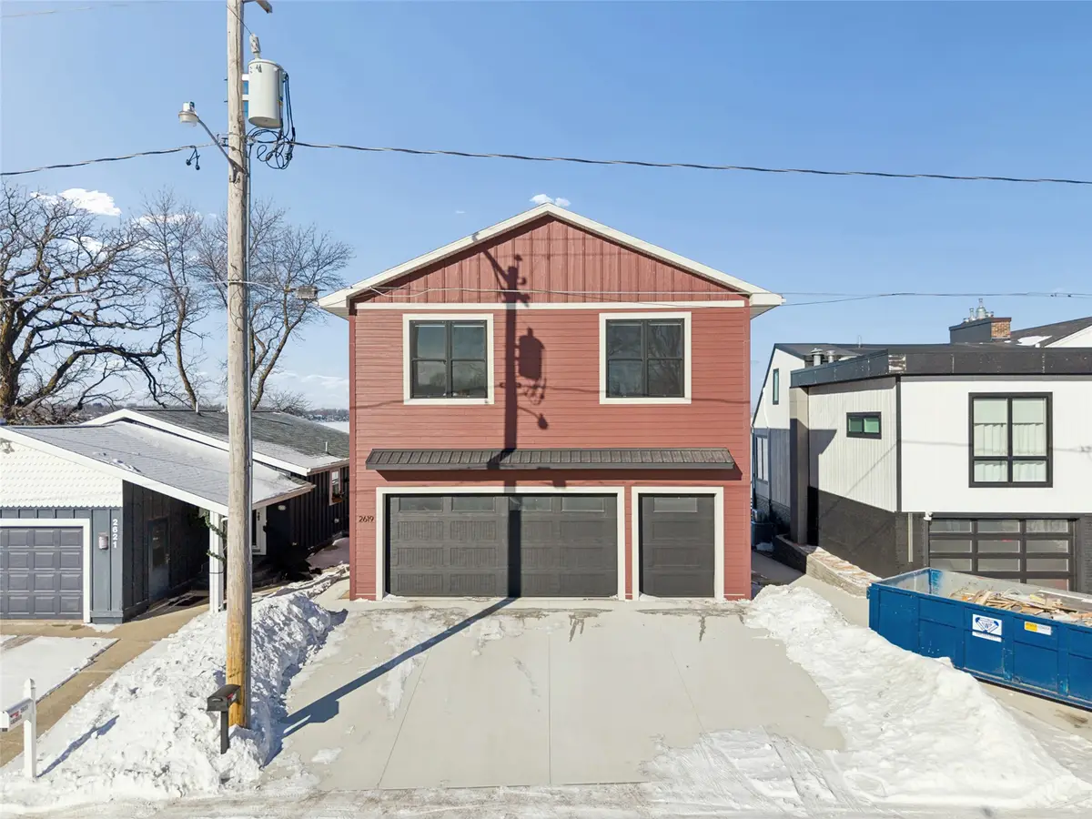 2619 S Lakeview Drive, Clear Lake, IA 50428 - #1