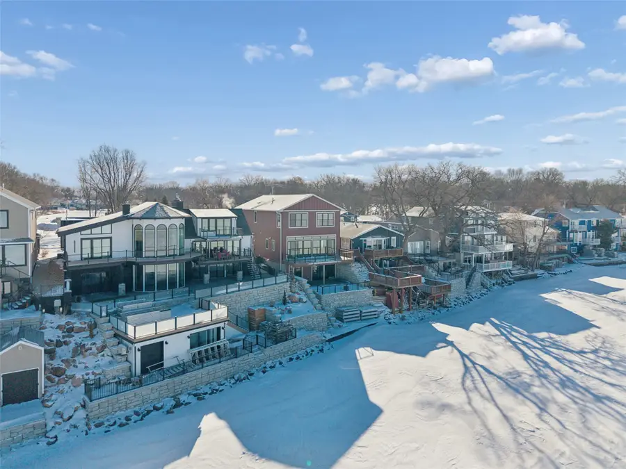 2619 S Lakeview Drive, Clear Lake, IA 50428 - #2