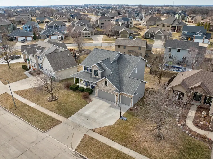 1620 Pinewood Court Sw, Altoona, IA 50009 - #2