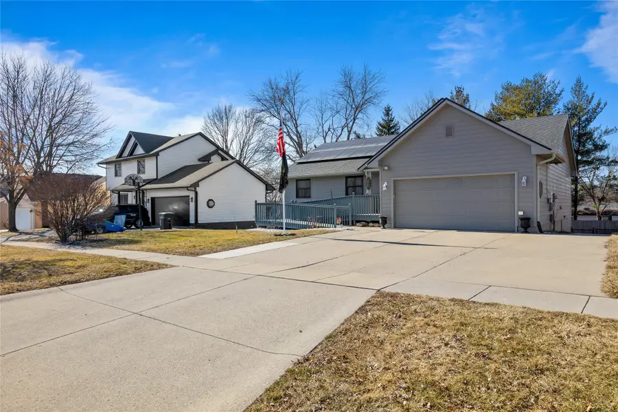 4010 SE 22nd Street, Des Moines, IA 50320 - #2