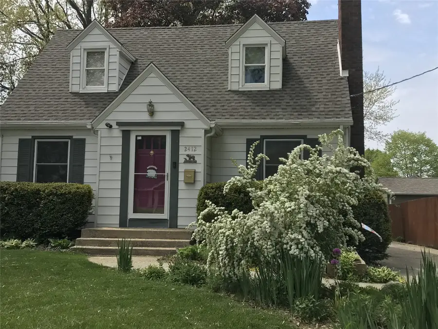 2412 44th Street, Des Moines, IA 50310 - #3