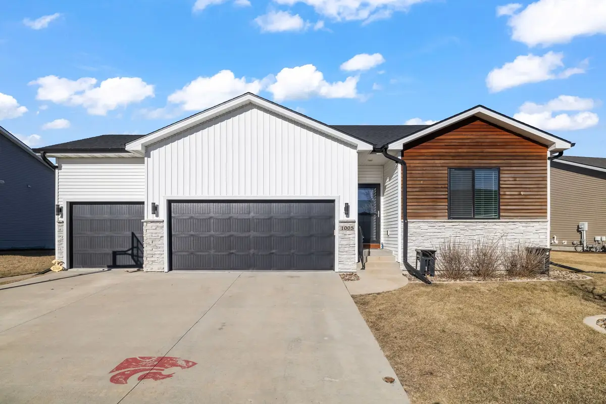 1005 Juniper Drive, Carlisle, IA 50047 - #1