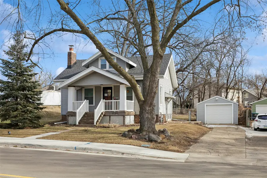 1725 41st Street, Des Moines, IA 50310 - #2