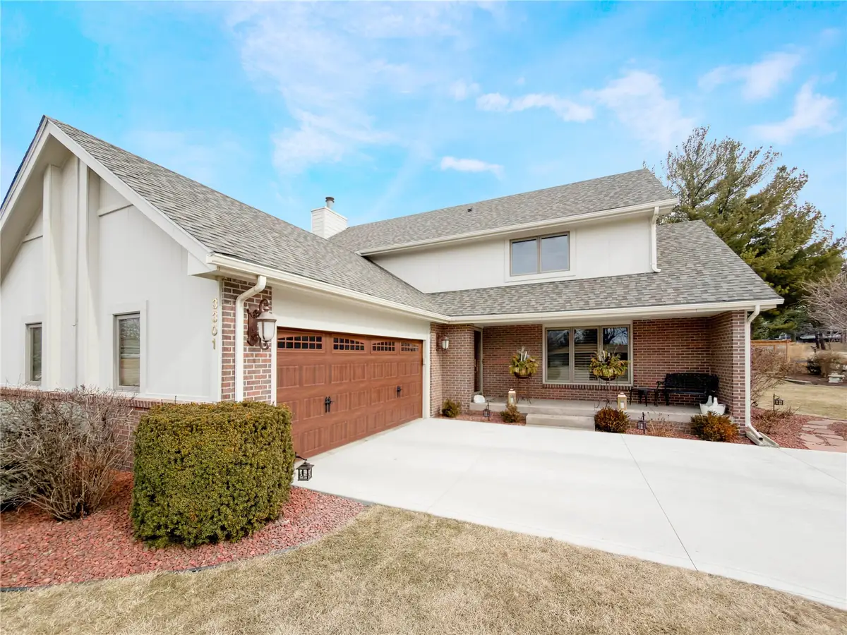 3301 Patricia Drive, Urbandale, IA 50322 - #1