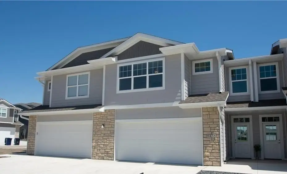 5426 153rd Street, Urbandale, IA 50323 - #1