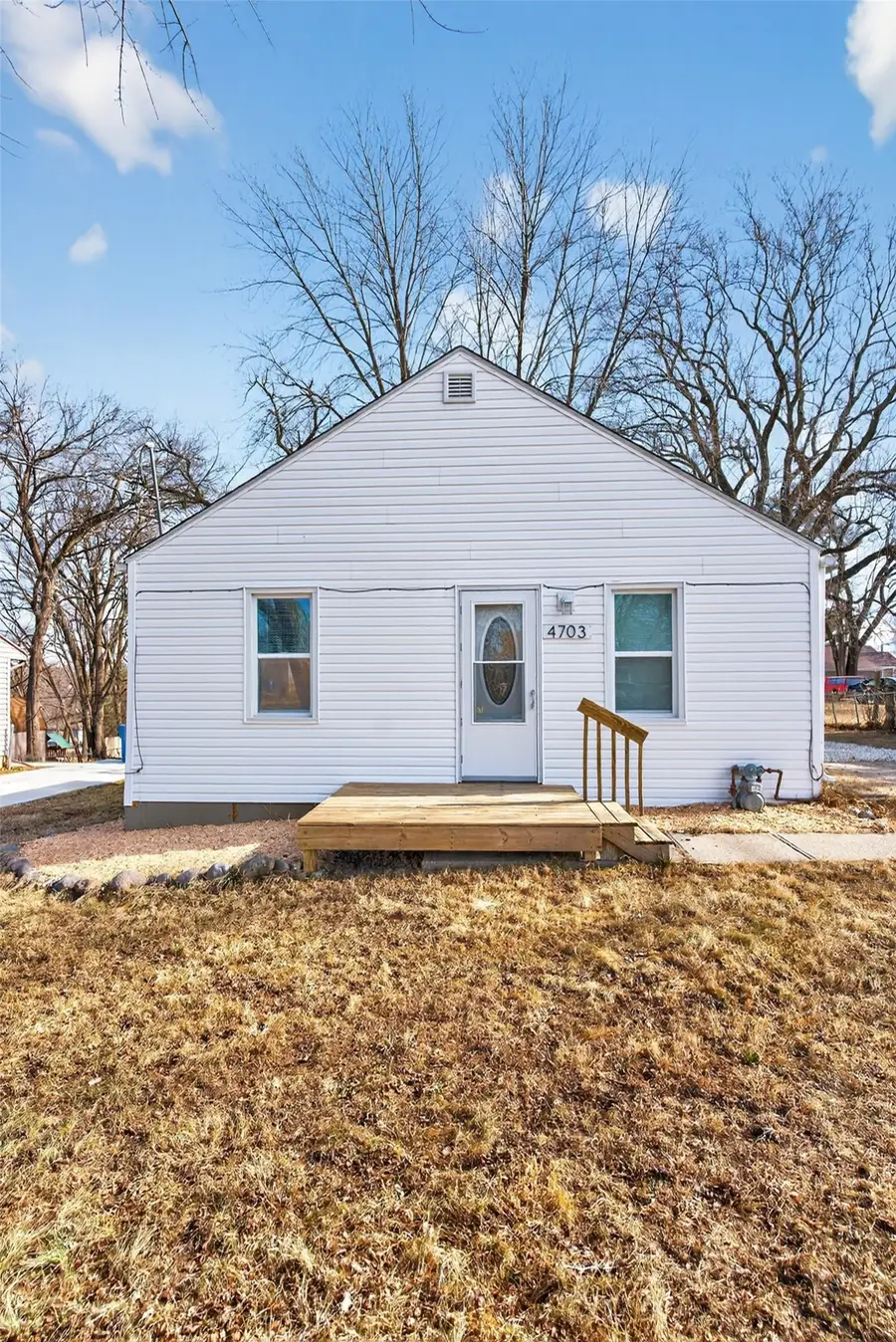 4703 SW 2nd Street, Des Moines, IA 50315 - #3