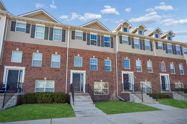 6883 Jack London Drive, Johnston, IA 50131