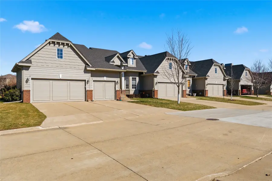 6980 Cody Drive #3, West Des Moines, IA 50266 - #2