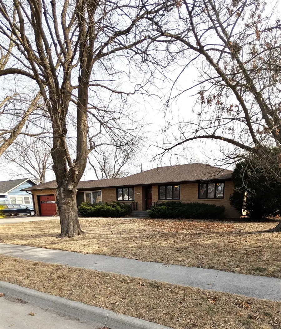 553 SW Goodwin Street, Ankeny, IA 50023 - #2