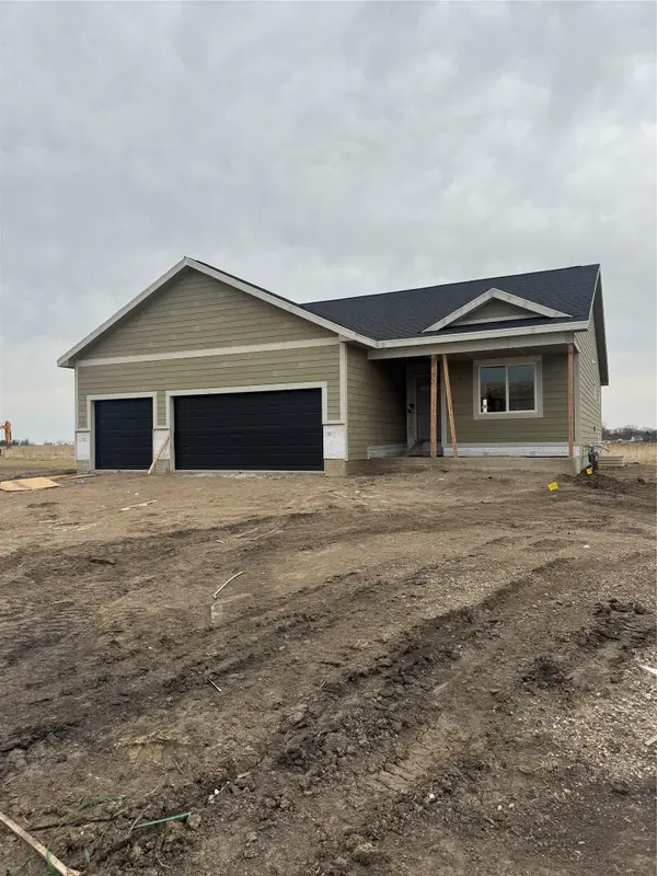 1355 NW Linda Lane, Waukee, IA 50263