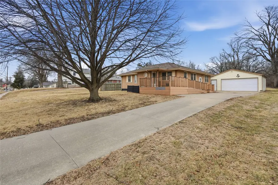 2814 E Douglas Avenue, Des Moines, IA 50317 - #3