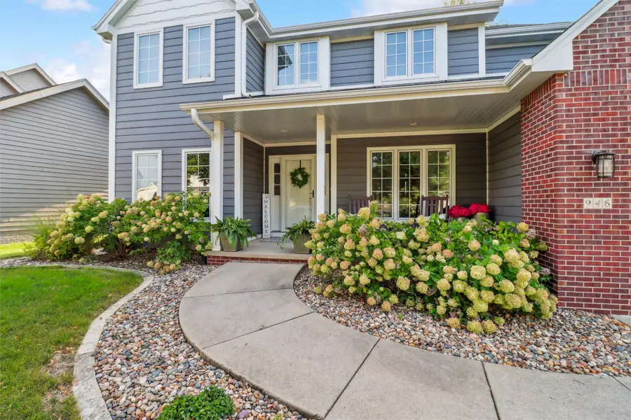 946 11th Avenue Se, Altoona, IA 50009 - #3