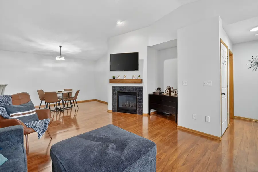 9509 Maple Lane, Johnston, IA 50131 - #3