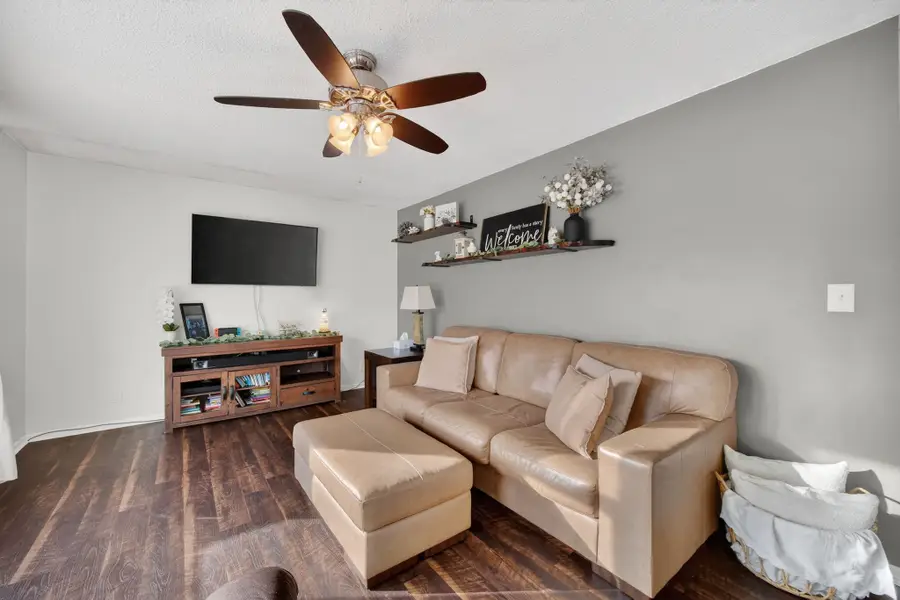 113 S H Street, Indianola, IA 50125 - #3