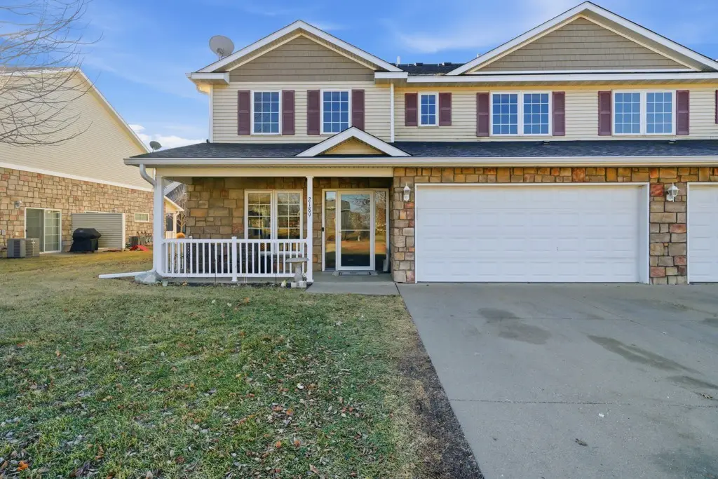 2189 3rd Avenue Sw, Altoona, IA 50009 - #1