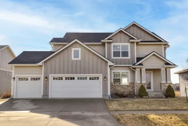 9440 Rushbrook Drive, Johnston, IA 50131