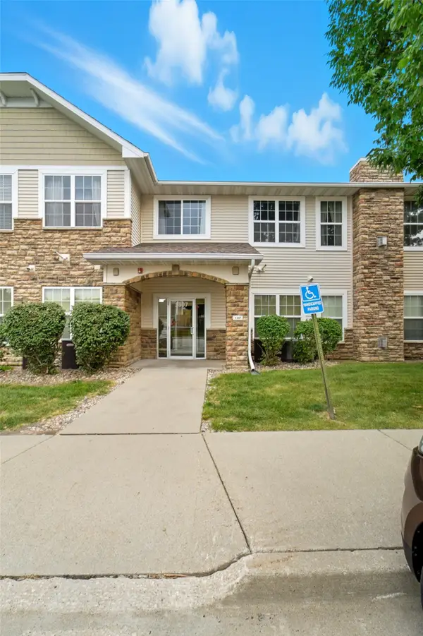 1307 SE University Avenue #205, Waukee, IA 50263