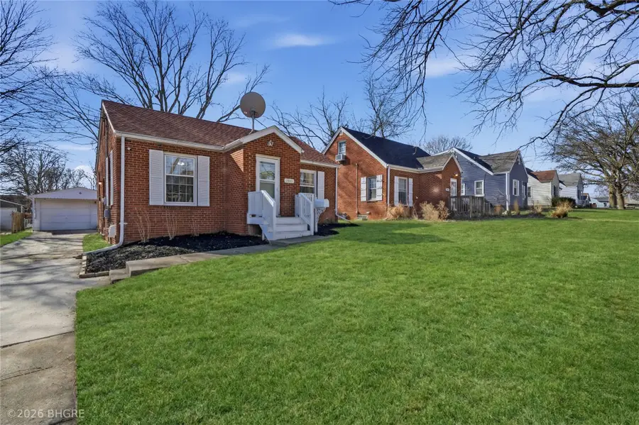 2800 Adams Avenue, Des Moines, IA 50310 - #2