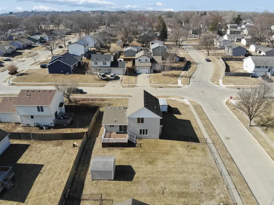 2907 E 43rd Street, Des Moines, IA 50317 - #2