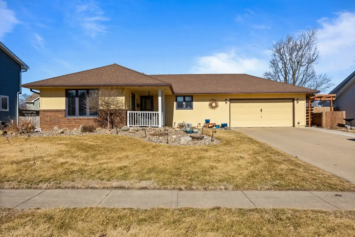 822 SE 10th Street, Ankeny, IA 50021 - #1