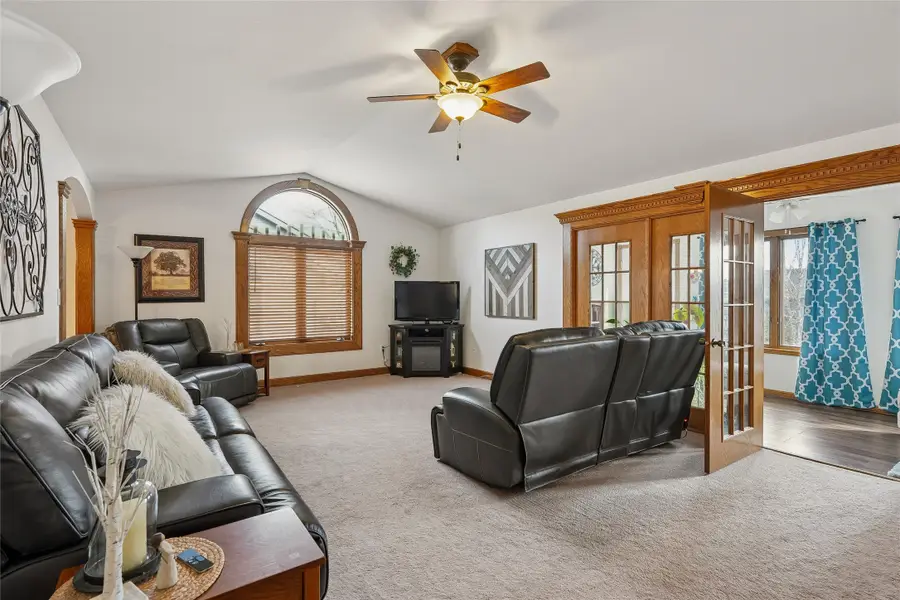 1128 8th Street Se, Altoona, IA 50009 - #3