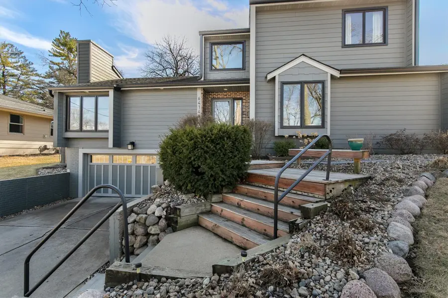 6414 Northwest Drive, Windsor Heights, IA 50324 - #2