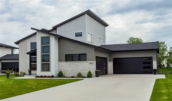 3665 NW 177th Court, Clive, IA 50325