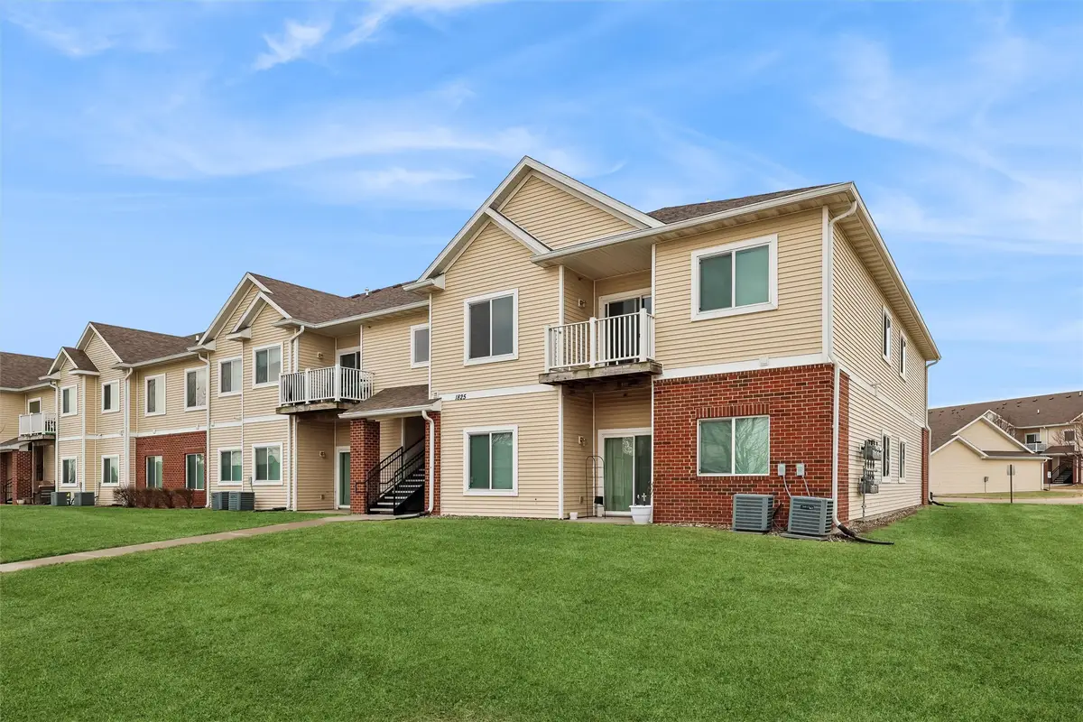 1825 SW White Birch Circle #16, Ankeny, IA 50023 - #1