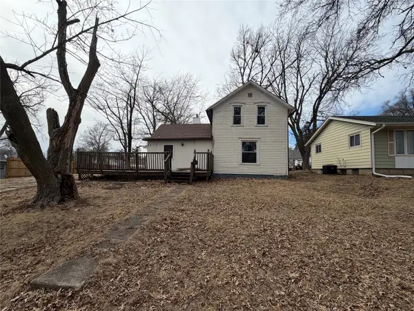 1102 N Division Street, Creston, IA 50801