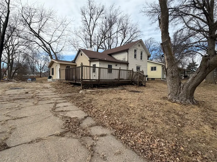 1102 N Division Street, Creston, IA 50801 - #2