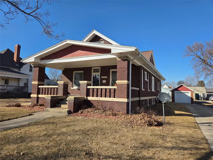 207 Kent Street, Greenfield, IA 50849 - #3