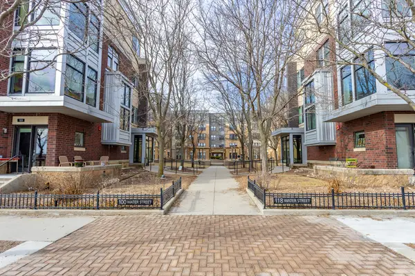 100 Water Street #106, Des Moines, IA 50309