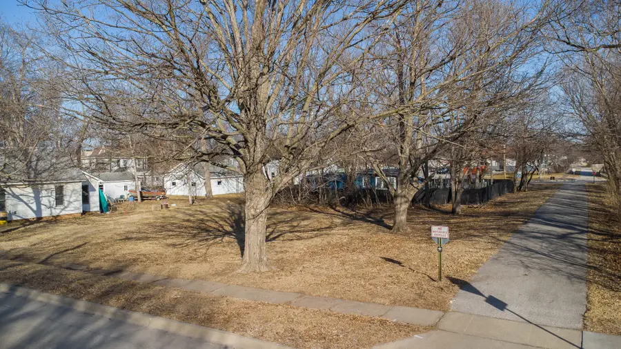 219 S 11th Street, Adel, IA 50003 - #3