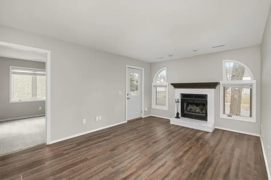 5220 Boulder Drive #8, West Des Moines, IA 50265 - #2