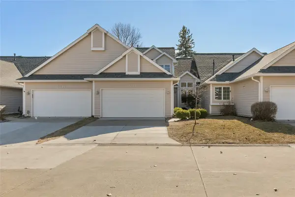 6012 Terrace Drive, Johnston, IA 50131