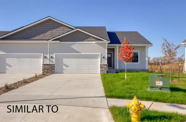 16720 Walnut Meadows Circle, Urbandale, IA 50323