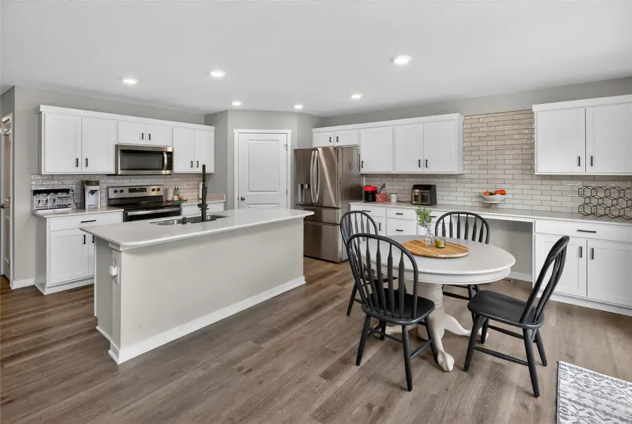 2843 E 50th Court, Des Moines, IA 50317 - #3