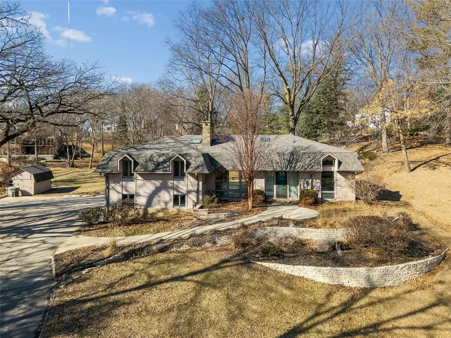 1000 56th Street, Des Moines, IA 50311 - #2