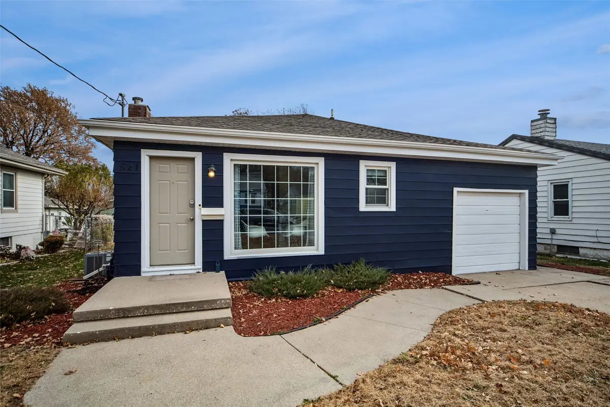 521 14th Street, West Des Moines, IA 50265 - #1