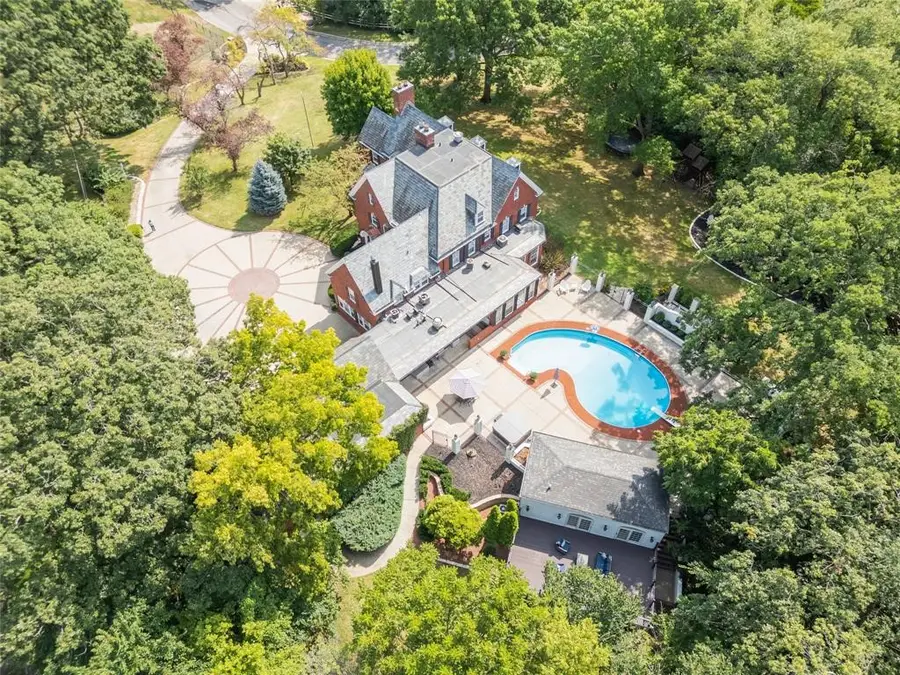 3545 Lincoln Place Drive, Des Moines, IA 50312 - #2