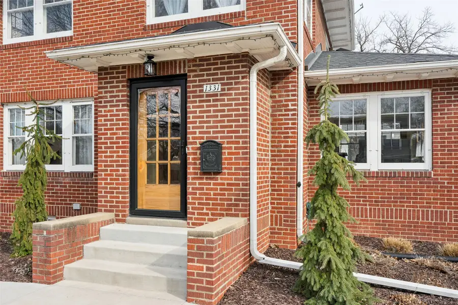 1331 42nd Street, Des Moines, IA 50311 - #2