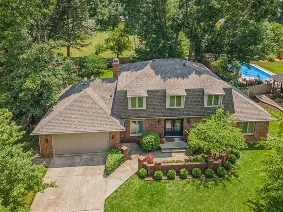 2904 Sylvania Drive, West Des Moines, IA 50266 - #2