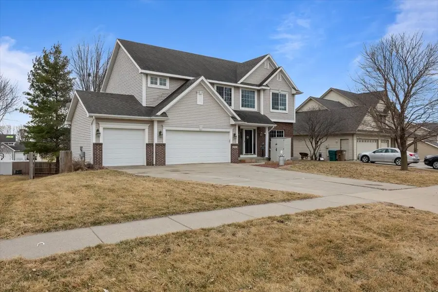 4585 Houck Drive, Pleasant Hill, IA 50327 - #2