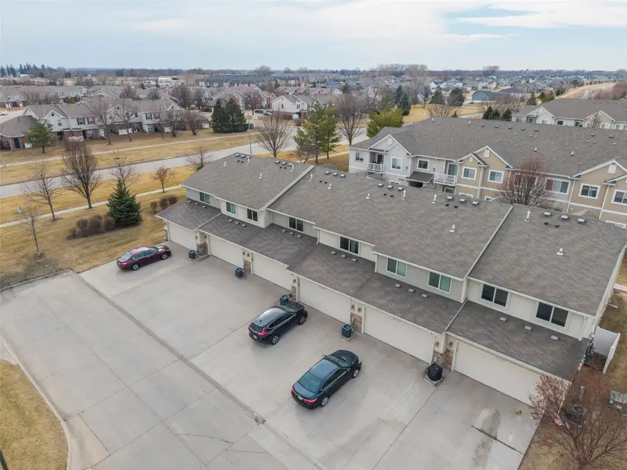 8601 Westown Parkway #24104, West Des Moines, IA 50266 - #2