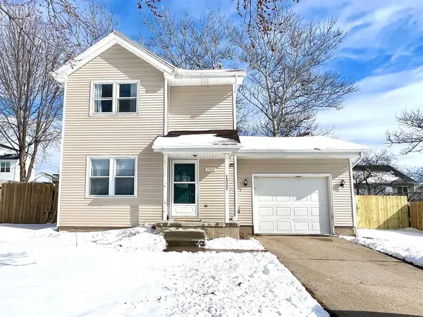 1322 Hunter Drive, Norwalk, IA 50211