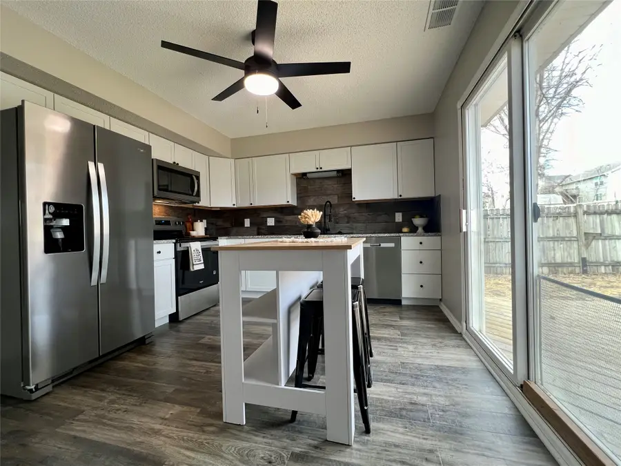 1322 Hunter Drive, Norwalk, IA 50211 - #3